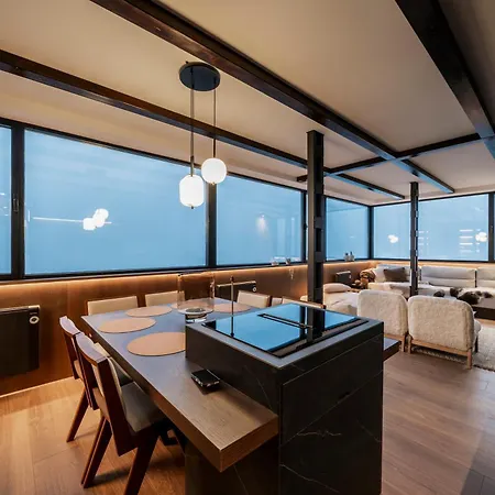 Luxury 3bed Penthouse By Slope -